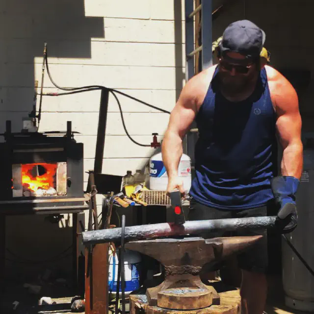 Hammering-3.jpg