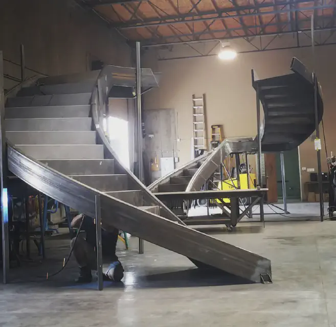 Spiralstair-build-2.PNG