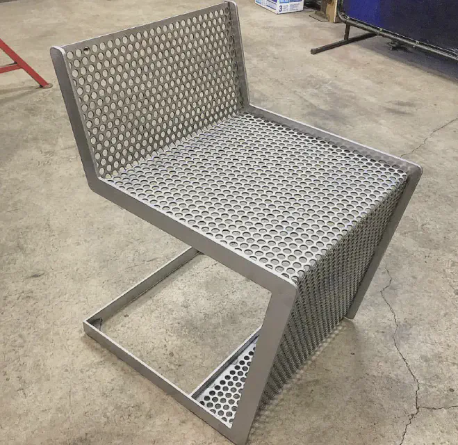 Screenchair-1.PNG