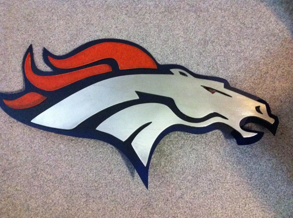Broncos-1.jpg